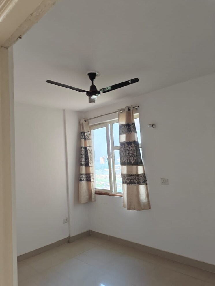 Room, gls-arawali-homes 2 Bedroom 580 Sq.Ft. Apartment In Sohna Sector 4 Gurgaon 7534525