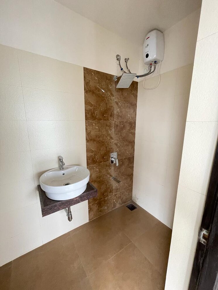 Attached Bathroom, stg-atlantis 2 Bedroom 950 Sq.Ft. Apartment In Panch Pakhadi Thane 7534555