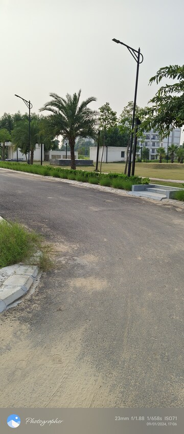  Plot For Sale in Pyramid Spring Valley, Sohna Sector 35