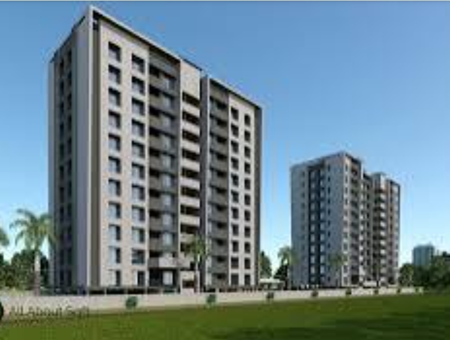 Rental 3 Bedroom 1481 Sq.Ft. Apartment in Piplod Surat 7535086