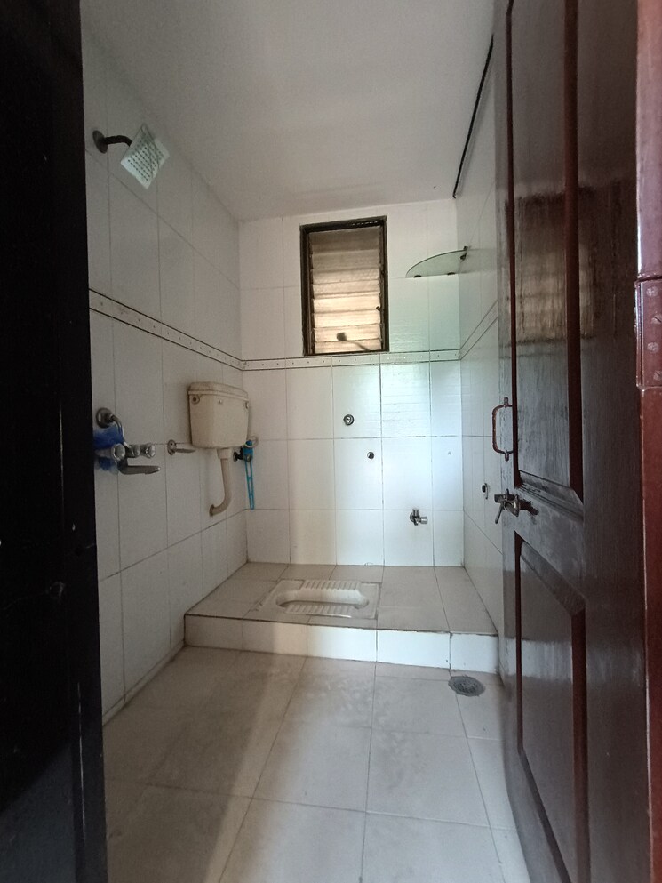 Bathroom, national-sea-queen-avenue 2 Bedroom 1200 Sq.Ft. Apartment In Kopar Khairane Navi Mumbai 7535339