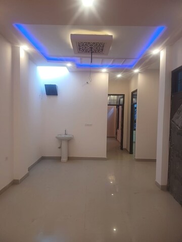 Room in 2 BHK Independent House at Jankipuram – for Sale