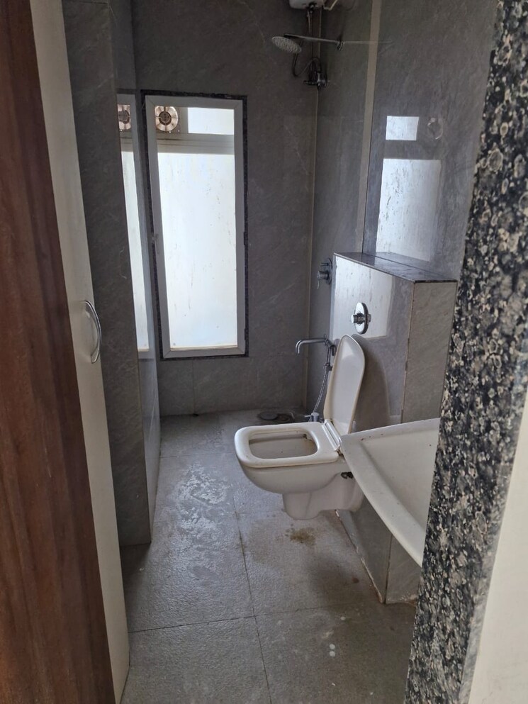 Bathroom, royal-arcade-dadar 2 Bedroom 750 Sq.Ft. Apartment In Dadar West Mumbai 7535856