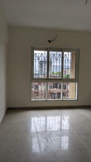 Room in 2 BHK Apartment at Dosti West County Phase 4 Dosti Pine, Balkum Pada – for Sale