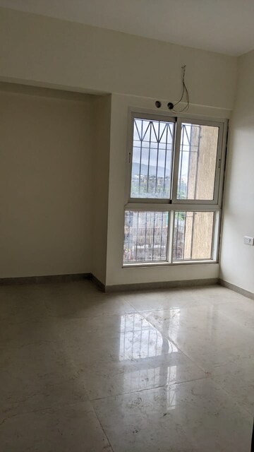 Room in 2 BHK Apartment at Dosti West County Phase 4 Dosti Pine, Balkum Pada – for Sale