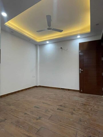 Room in 2.5 BHK Builder Floor at Saket – for Sale
