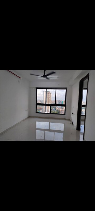 2 BHK Apartment For Rent in Sunteck Avenue 2 Goregaon West Mumbai  7536026