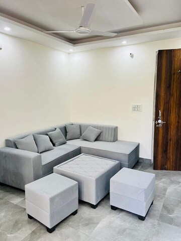 Bedroom in 1.5 BHK Builder Floor at Neb Sarai – for Sale
