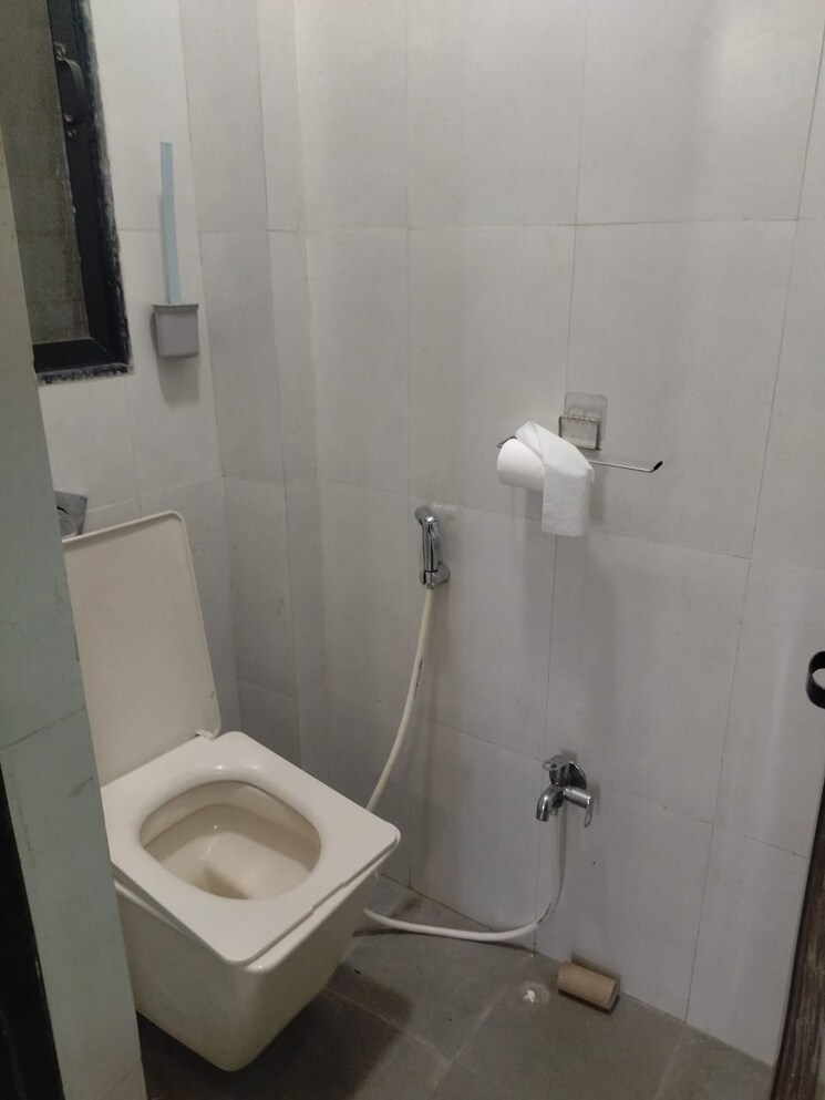 Bathroom, palm-springs-chs-airoli 1 Bedroom 628 Sq.Ft. Apartment In Airoli Sector 7 Navi Mumbai 7536367