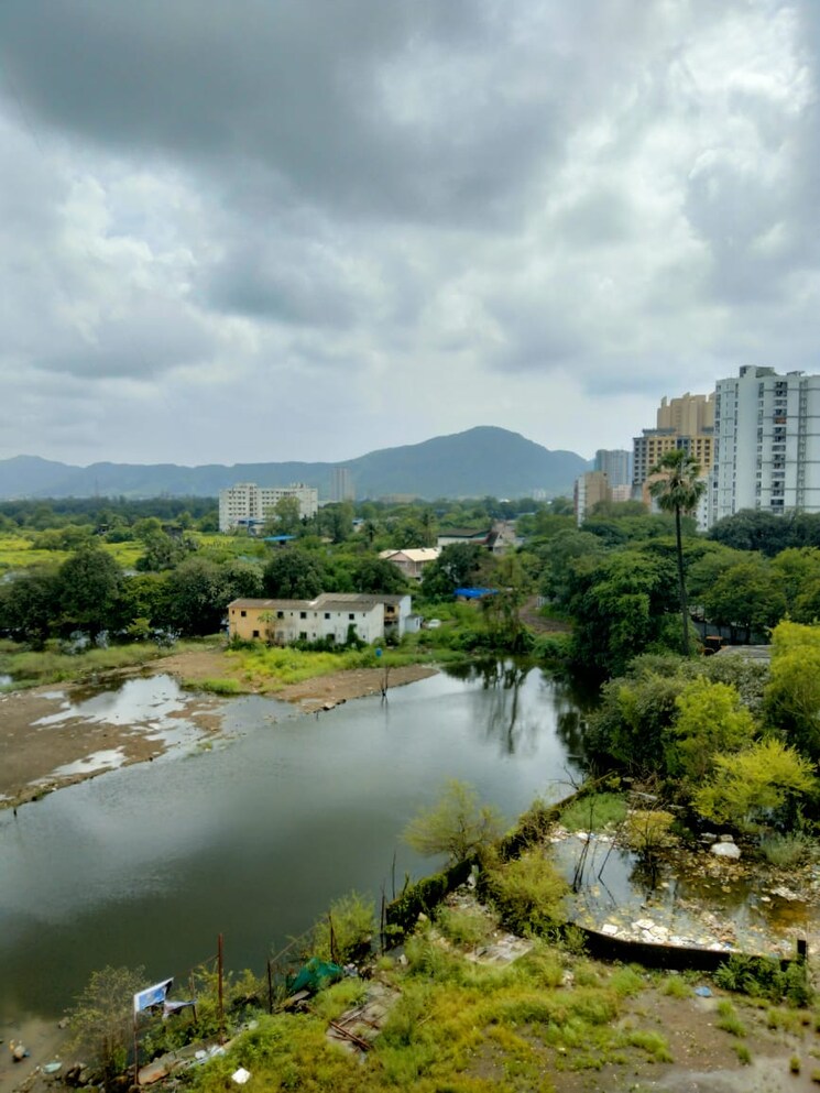 Garden, dynamic-crest 1 Bedroom 455 Sq.Ft. Apartment In Shilphata Thane 7536396