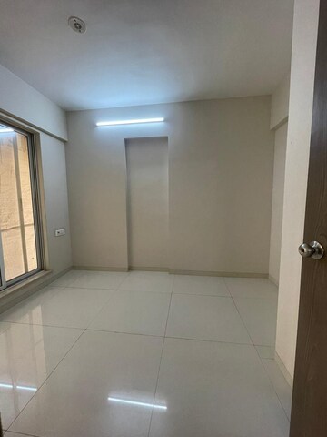 Room in 1 BHK Apartment at Unique Ivana, Mira Road – for Sale