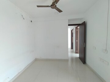Bedroom in 3 BHK Apartment at Piramal Sunteck Signia Waterfront, Airoli Sector 14 – for Rent