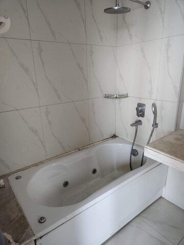 Bathroom in 3 BHK Apartment at Tata Primanti-Tower Residences, Sector 72 – for Sale
