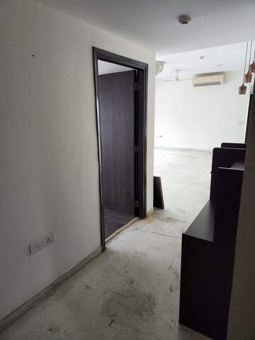 Room in 3 BHK Apartment at Tata Primanti-Tower Residences, Sector 72 – for Sale