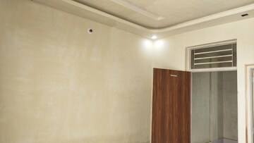 Room in 3 BHK Villa at Kalwar Road – for Sale