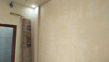 Room in 3 BHK Villa at Kalwar Road – for Sale