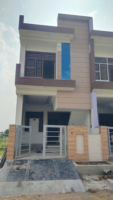 3 BHK Villa – Exterior View View at Kalwar Road - for Sale