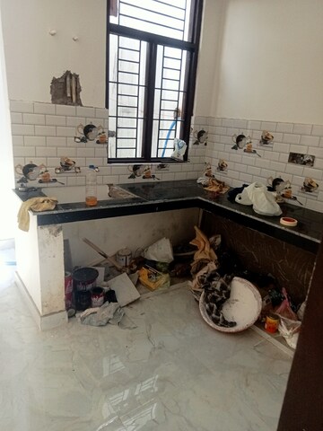 Master Bedroom in 5 BHK Villa at Faizabad Road – for Sale