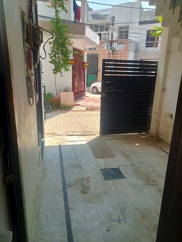 Balcony in 5 BHK Villa at Faizabad Road – for Sale