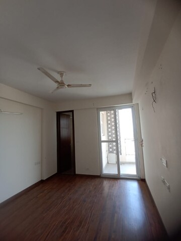 Room in 3 BHK Apartment at Allwin El Spazia, Sanauli – for Sale