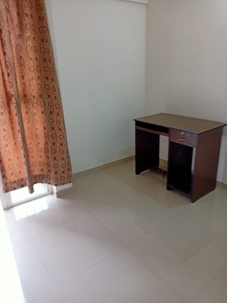 Room, godrej-greens 3 Bedroom 1150 Sq.Ft. Apartment In Undri Pune 7537140