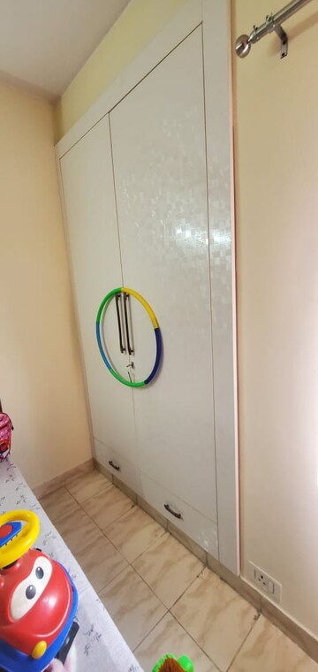 Furnished Amenities in 2 BHK Apartment at BPTP Princess Park, Sector 86 – for Sale