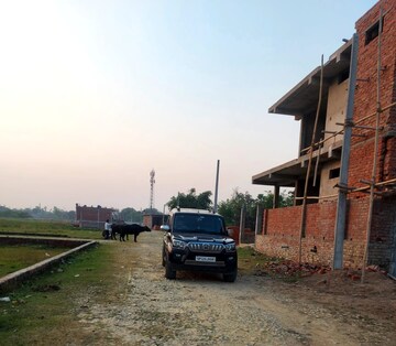  Plot – Exterior View View at Raebareli Road - for Sale