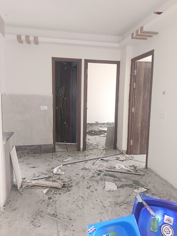 Room in 3 BHK Apartment at SKA Divya Towers, Sector 16 Greater Noida – for Sale