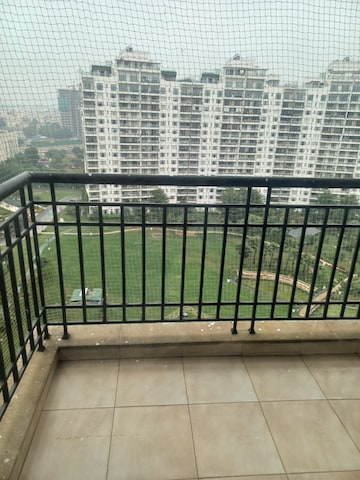 2 BHK Apartment For Rent in Unitech Uniworld Gardens 2 Malibu Town Gurgaon  7538695