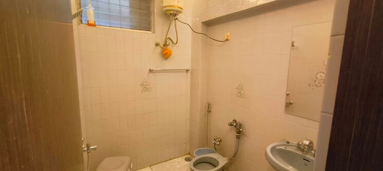 Bathroom, jk-tower-byculla 2 Bedroom 1166 Sq.Ft. Apartment In Byculla Mumbai 7538736