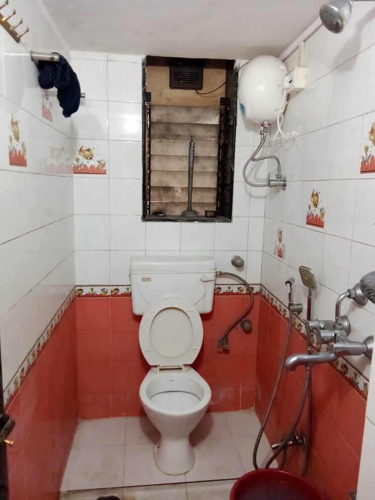 Bathroom, kisan nagar 1 Pg For Boys In Kisan Nagar 1 7538897