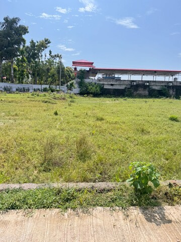  Plot – Garden View at Mohabbewala - for Sale