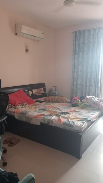 Bedroom in 3.5 BHK Apartment at Omaxe The Nile, Sector 49 – for Sale