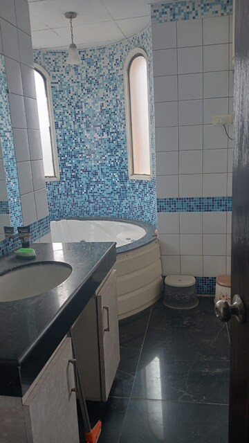 Master Bedroom in 3.5 BHK Apartment at Omaxe The Nile, Sector 49 – for Sale