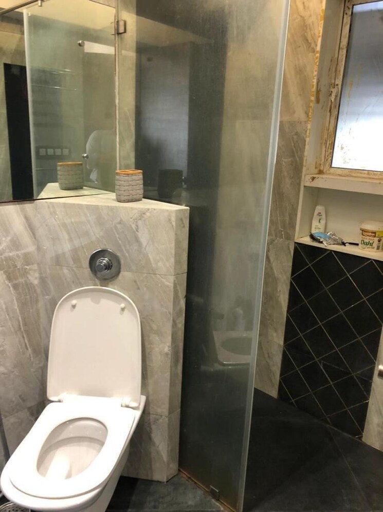 Bathroom, fair-deal-ocean-360 4 Bedroom 3480 Sq.Ft. Apartment In Walkeshwar Mumbai 7539648