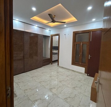 Bedroom in 3 BHK Builder Floor at Maya Homes, Indrapuram – for Sale
