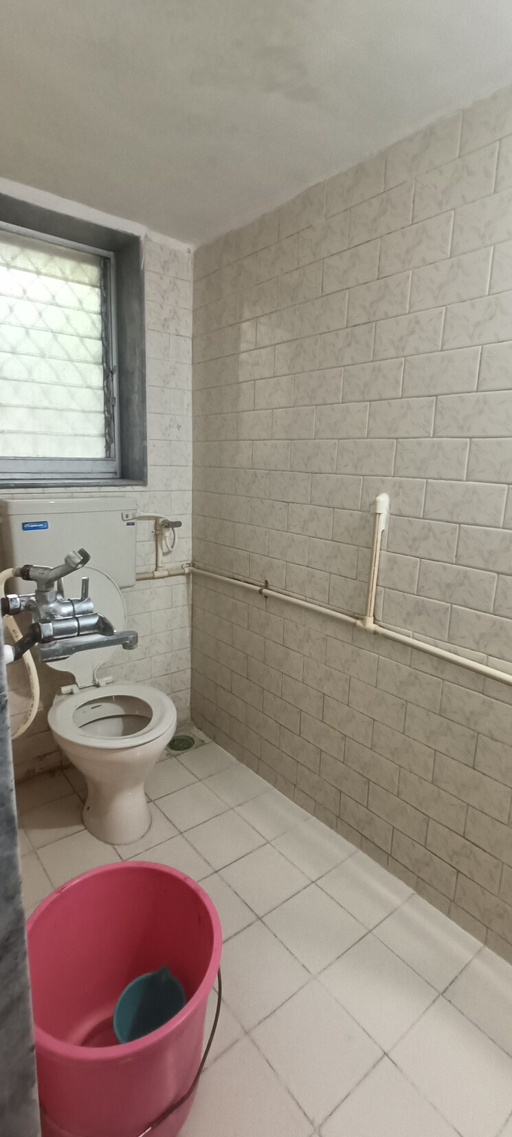 Bathroom, golden-orchid 2 Bedroom 1000 Sq.Ft. Apartment In Santacruz East Mumbai 7539838