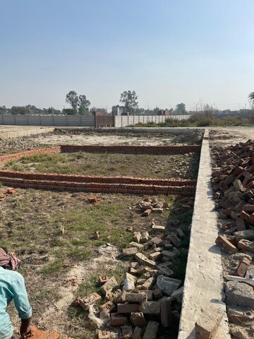 Plot Area in  Plot at Dhoom Manikpur – for Sale
