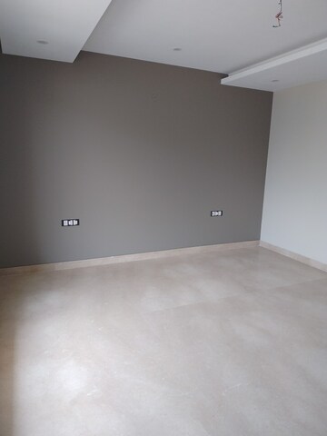 रेसिडेंशियल घर वर्ग यार्ड फॉर रेंट इन सेक्टर 23 गुड़गांव  7539945