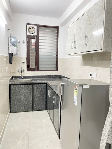 Kitchen in 1.5 BHK Builder Floor at Saket – for Sale