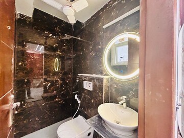 Bathroom in 1.5 BHK Builder Floor at Saket – for Sale