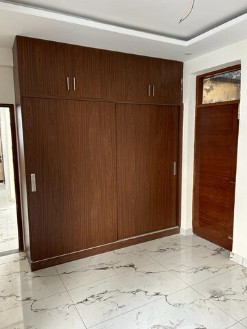 Room in 2 BHK Apartment at Peer Mucchalla – for Sale