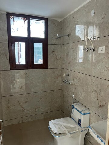Attached Bathroom in 2 BHK Apartment at Peer Mucchalla – for Sale