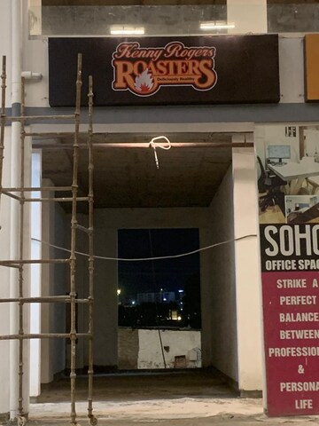  Showroom – Exterior View View at Roselyn Square, International Airport Road - for Sale
