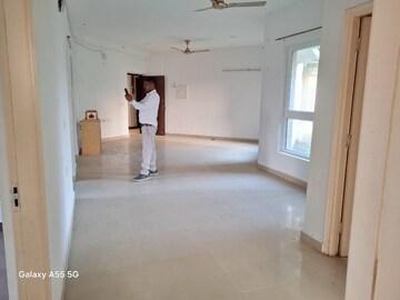 Room in 3 BHK Apartment at Mapsko Royale Ville, Sector 82 – for Sale