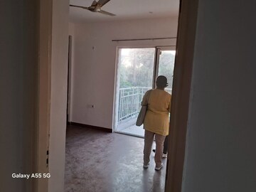 Room in 3 BHK Apartment at Mapsko Royale Ville, Sector 82 – for Sale