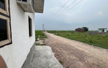 Plot For Sale in Neharpar