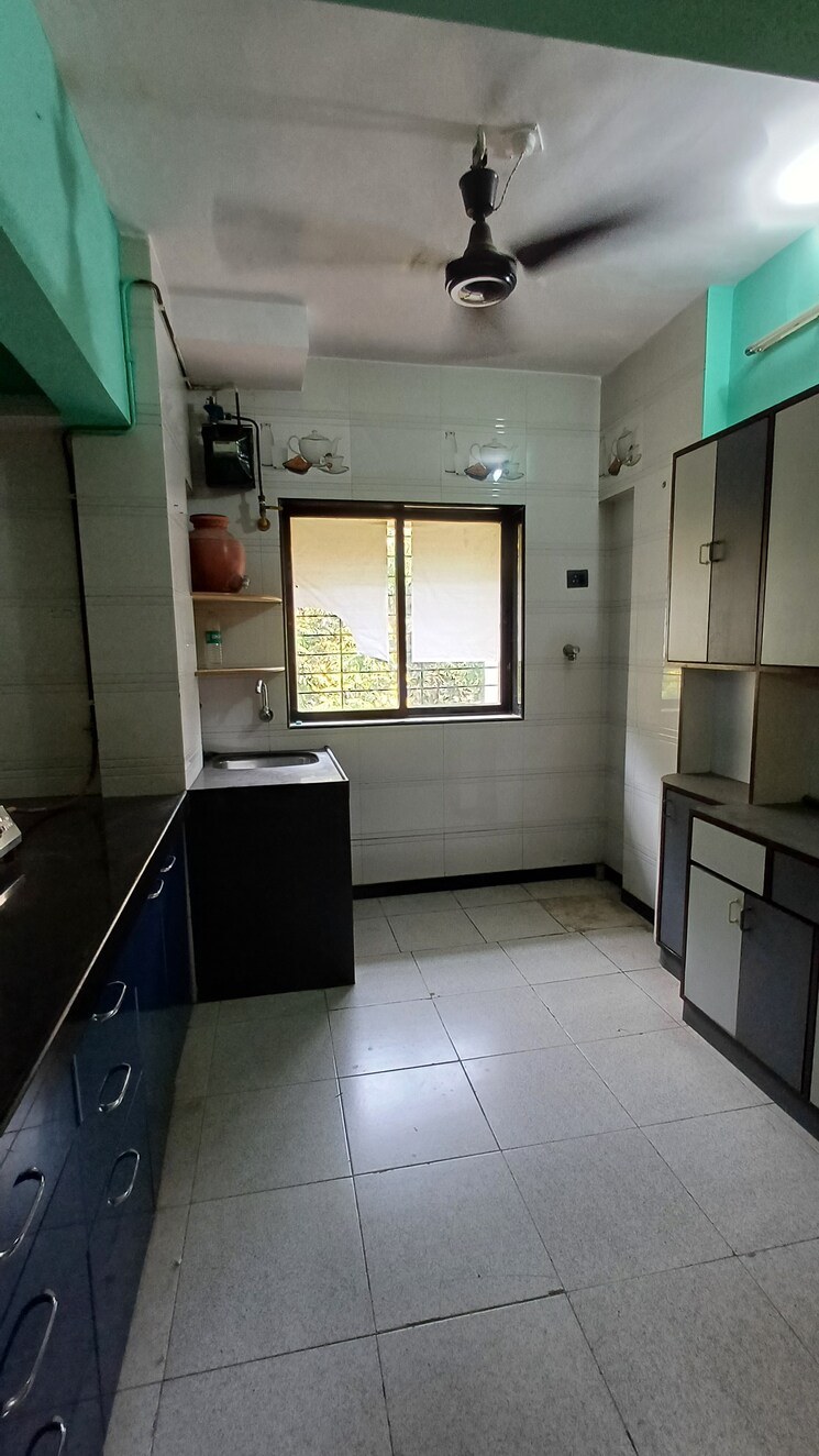 Kitchen, ghantali-chs 2 Bedroom 950 Sq.Ft. Apartment In Naupada Thane 7540610
