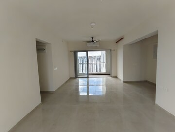 Room in 3 BHK Apartment at Piramal Vaikunth, Balkum Pada – for Sale