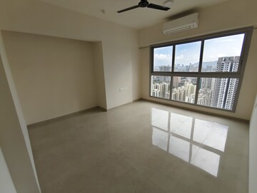 Room in 3 BHK Apartment at Piramal Vaikunth, Balkum Pada – for Sale